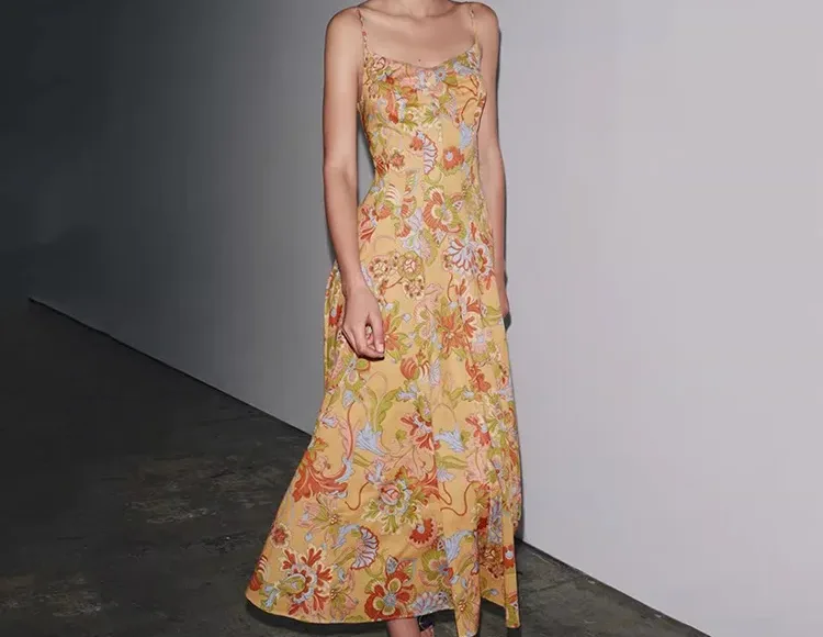 The Quintessential Women's Dress The Quintessential Women's Dress
